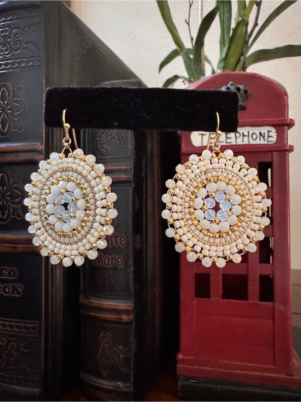 ✅NEW Handcrafted White and Gold Beaded Round Drop Earrings
